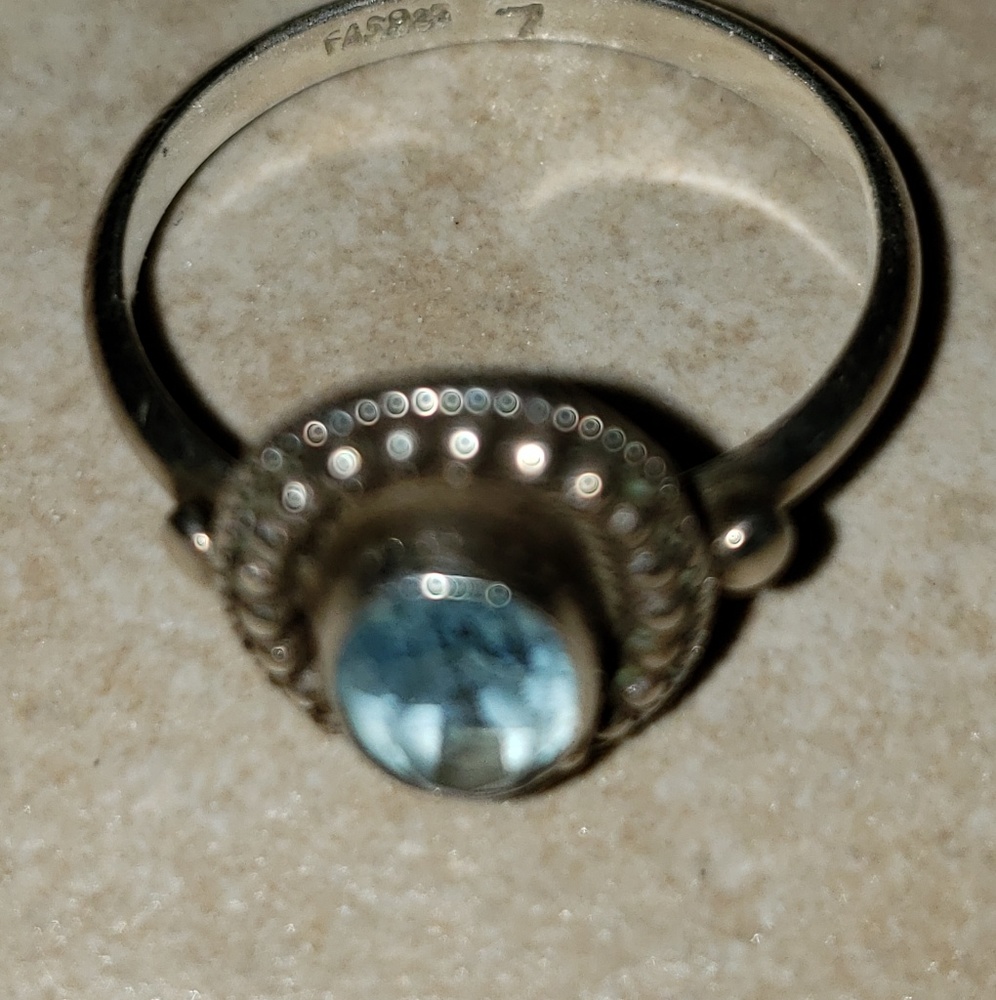 Ring - Picture 2 of 2